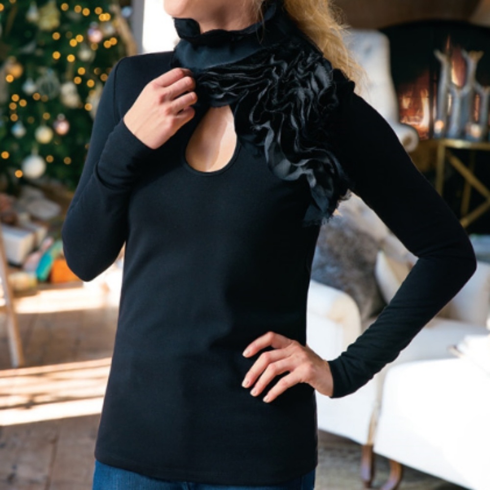NWT Soft Surroundings Keyhole Top